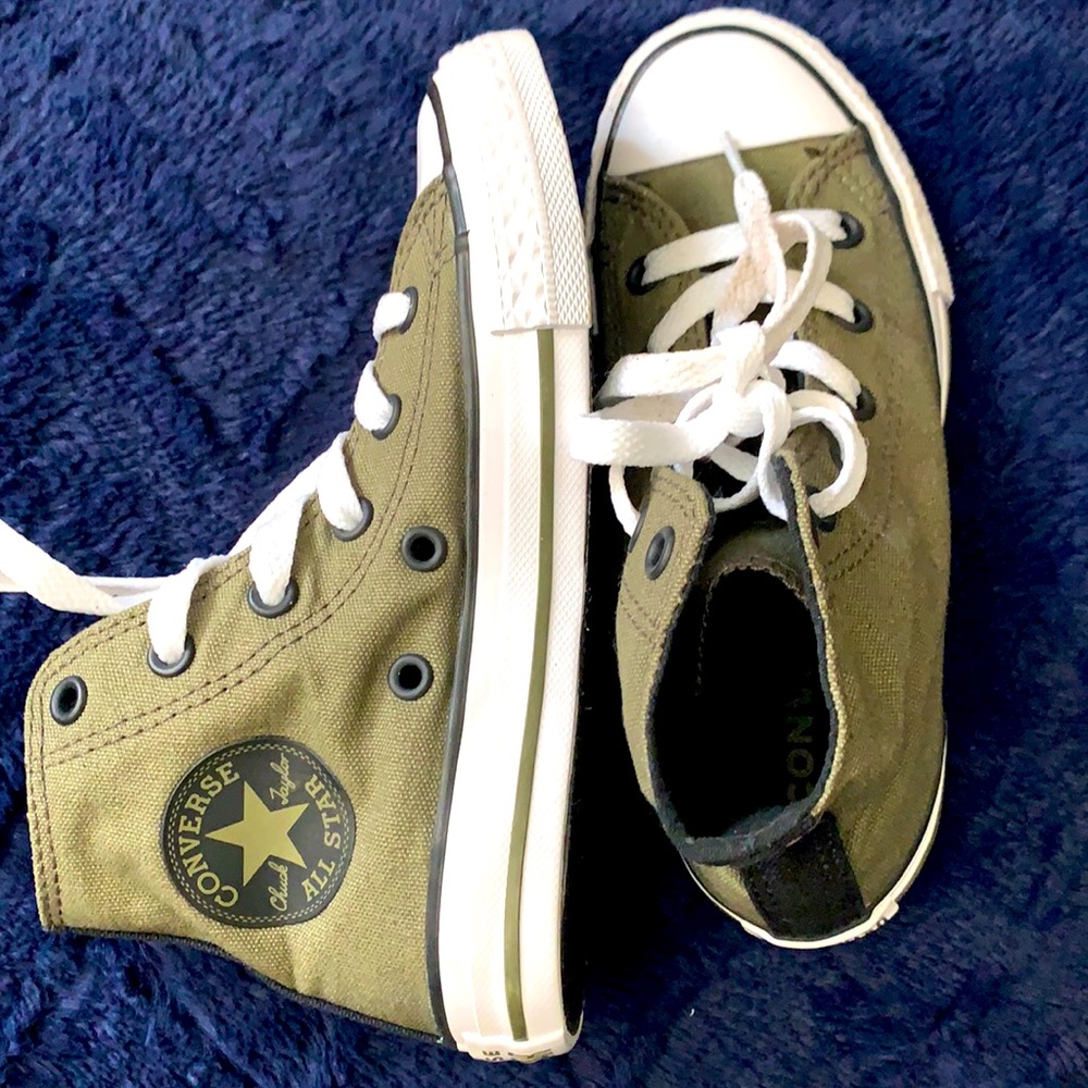 Converse olive green shoes